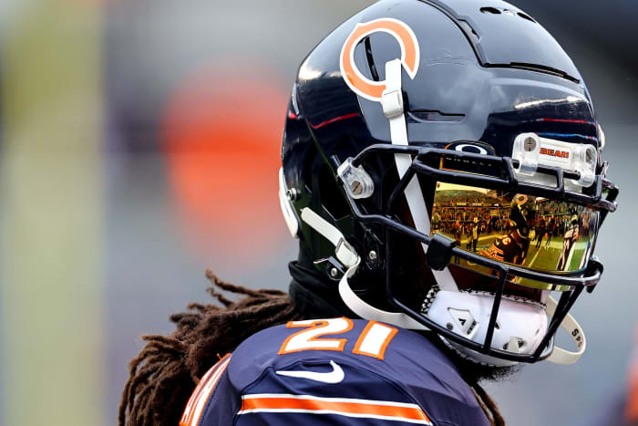 Dec 10, 2023; Chicago, Illinois, USA; Chicago Bears running back D'Onta Foreman (21) practices before the game against the Detroit Lions at Soldier Field. Mandatory Credit: Mike Dinovo-USA TODAY Sports